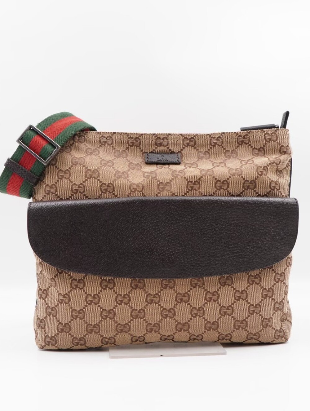 CJ11 💟 GUCCI GG Canvas Monogram Front pocket Messenger Bag